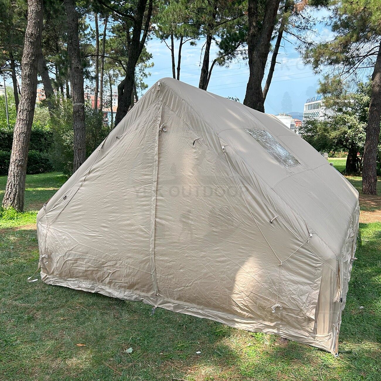 Yek Outdoor 420D Oxford 12 Kişilik 4 Mevsim Soba Çıkışlı Şişme Kamp Çadırı – Pompalı, 400x300x210 cm